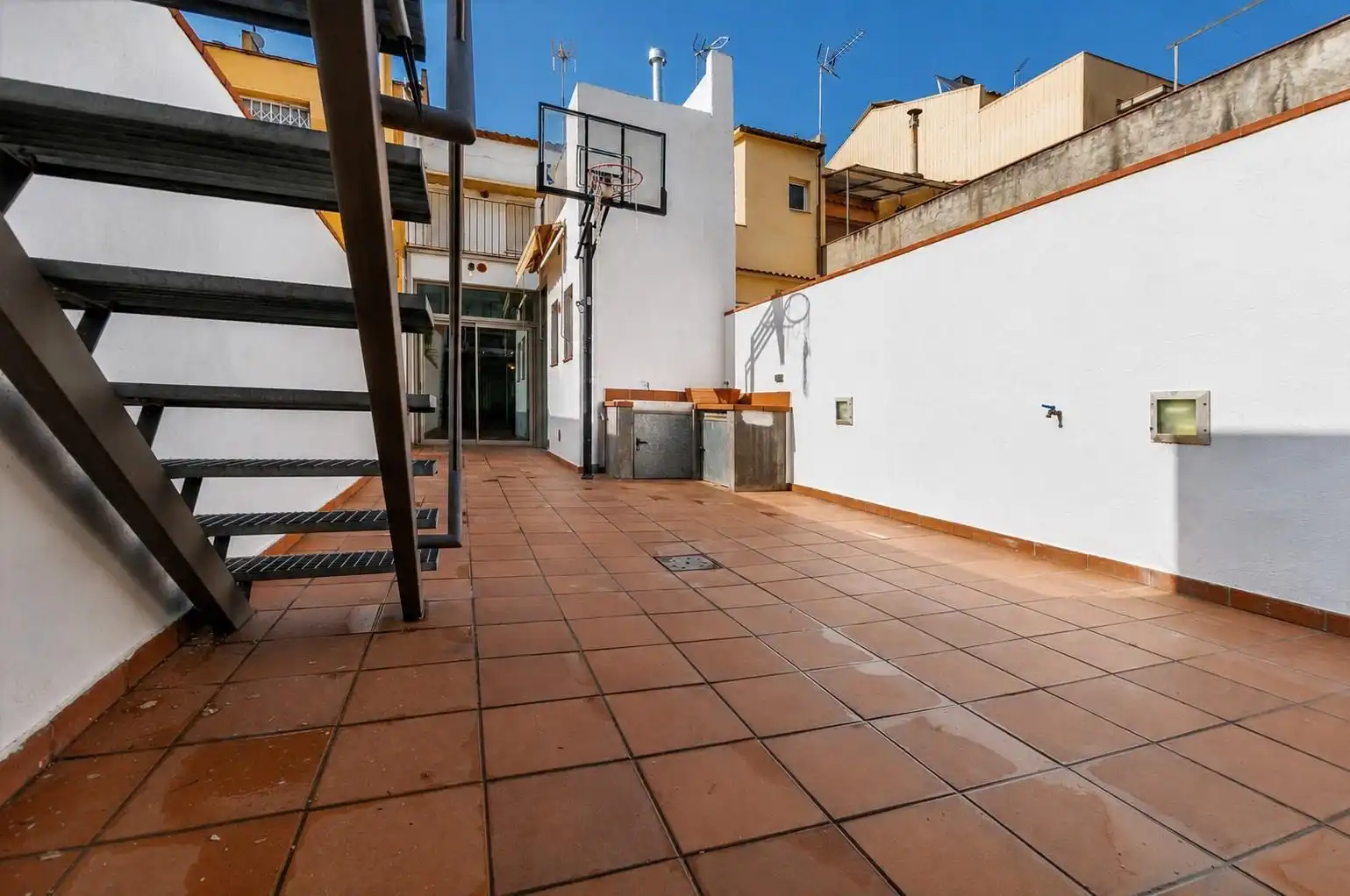 House with terrace for sale in Centre - Sant Oleguer, imagen 7
