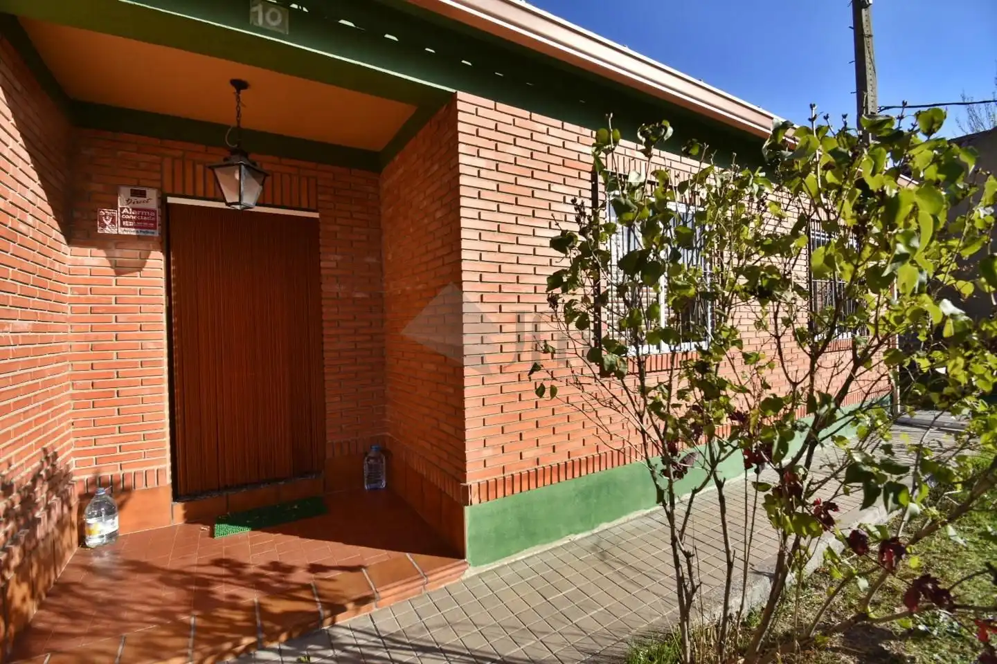 Vista exterior de Casa o xalet en venda en Olmedo amb Calefacció, Jardí privat i Moblat