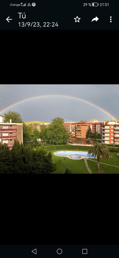 Jardí de Pis de lloguer en Castro-Urdiales amb Terrassa i Moblat