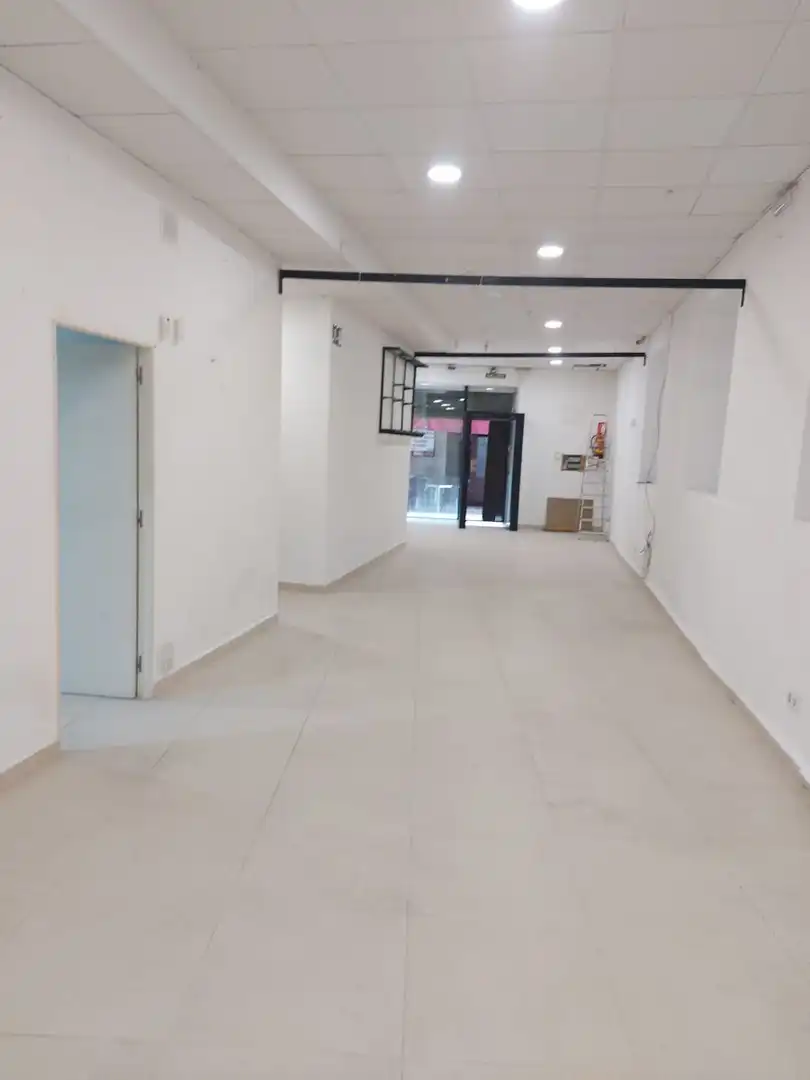 Geschaftsraum zur Miete in Jaén