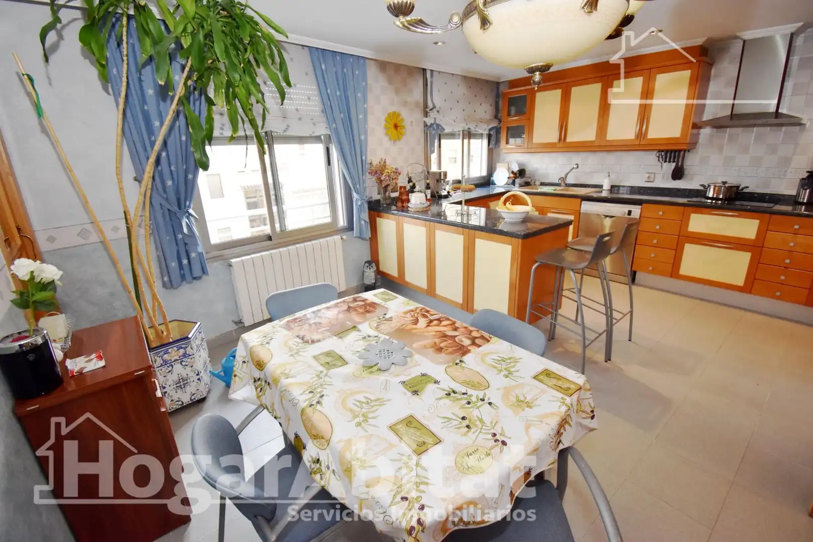 Cocina de Piso en venta en Castellón de la Plana / Castelló de la Plana con Calefacción, Trastero y Balcón