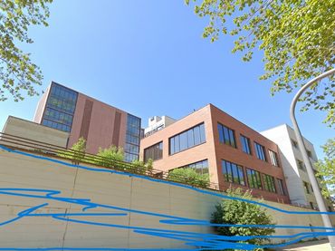 Terrenos y solares en venta en Carrer de Bolívia 260