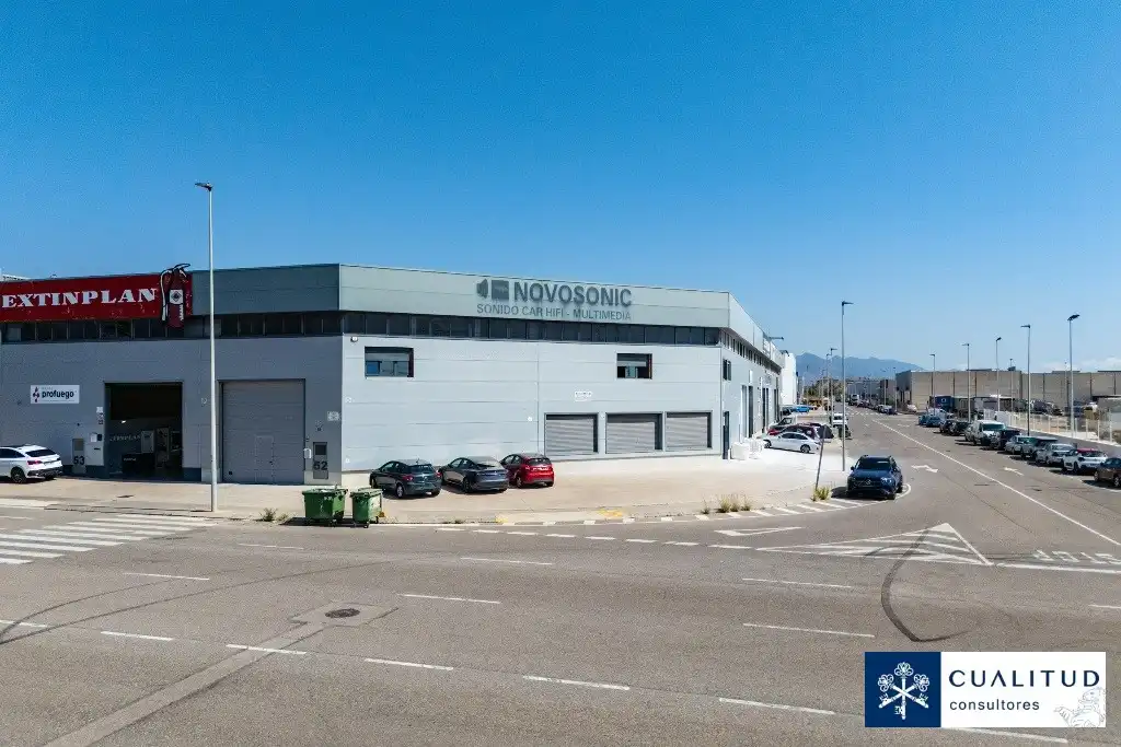 Nau industrial en venda a Oeste
