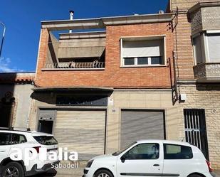 Exterior view of House or chalet for sale in Sabadell  with Private garden, Terrace and Storage room