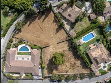 Terreny residencial en venda a Milla de Oro