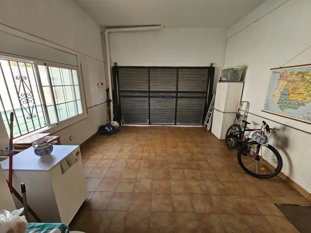 Einfamilien-Reihenhaus zum Verkauf in Calafell mit Klimaanlage, Heizung und Privatgarten