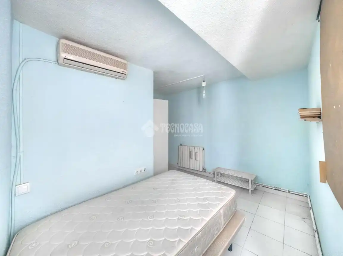 Habitación de Piso en venta en Madrid con Aire acondicionado y Calefacción