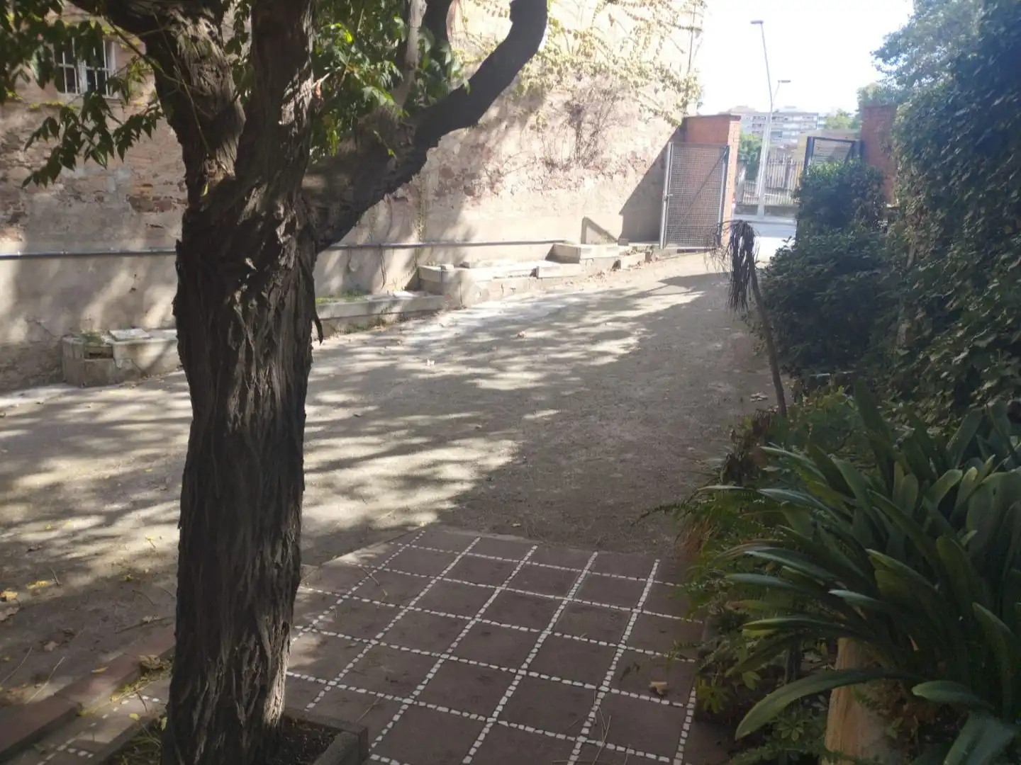 Residential land for sale in Avinguda de València 50