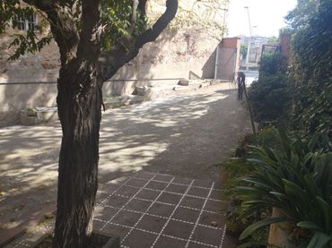 Terreny residencial en venda a Avinguda de València 50