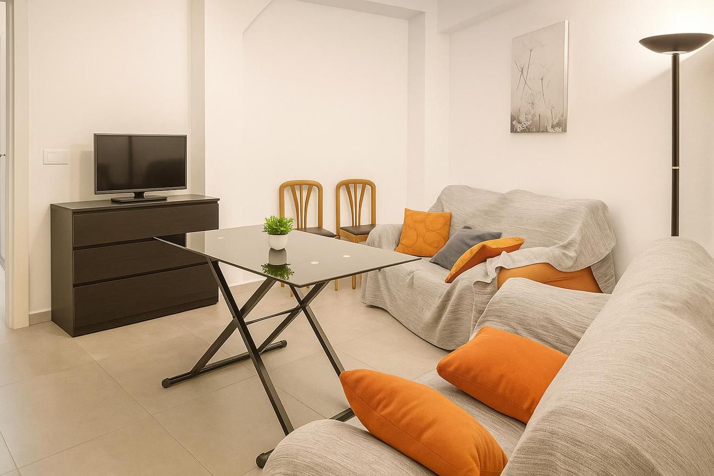 Living room of Flat to rent in  Granada Capital  with Heating and Furnished
