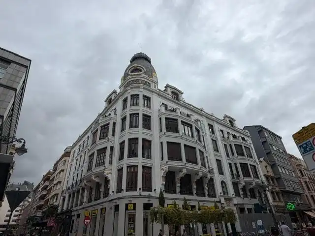 Exterior view of Apartments for rent in León Capital   with Air Conditioner, Heating and Furnished