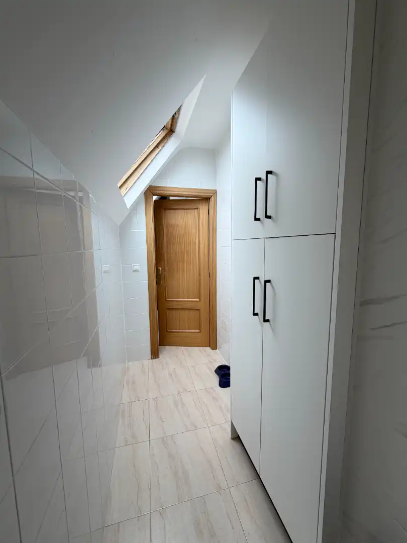 Bathroom of Attic for sale in Úbeda  with Air Conditioner, Heating and Terrace