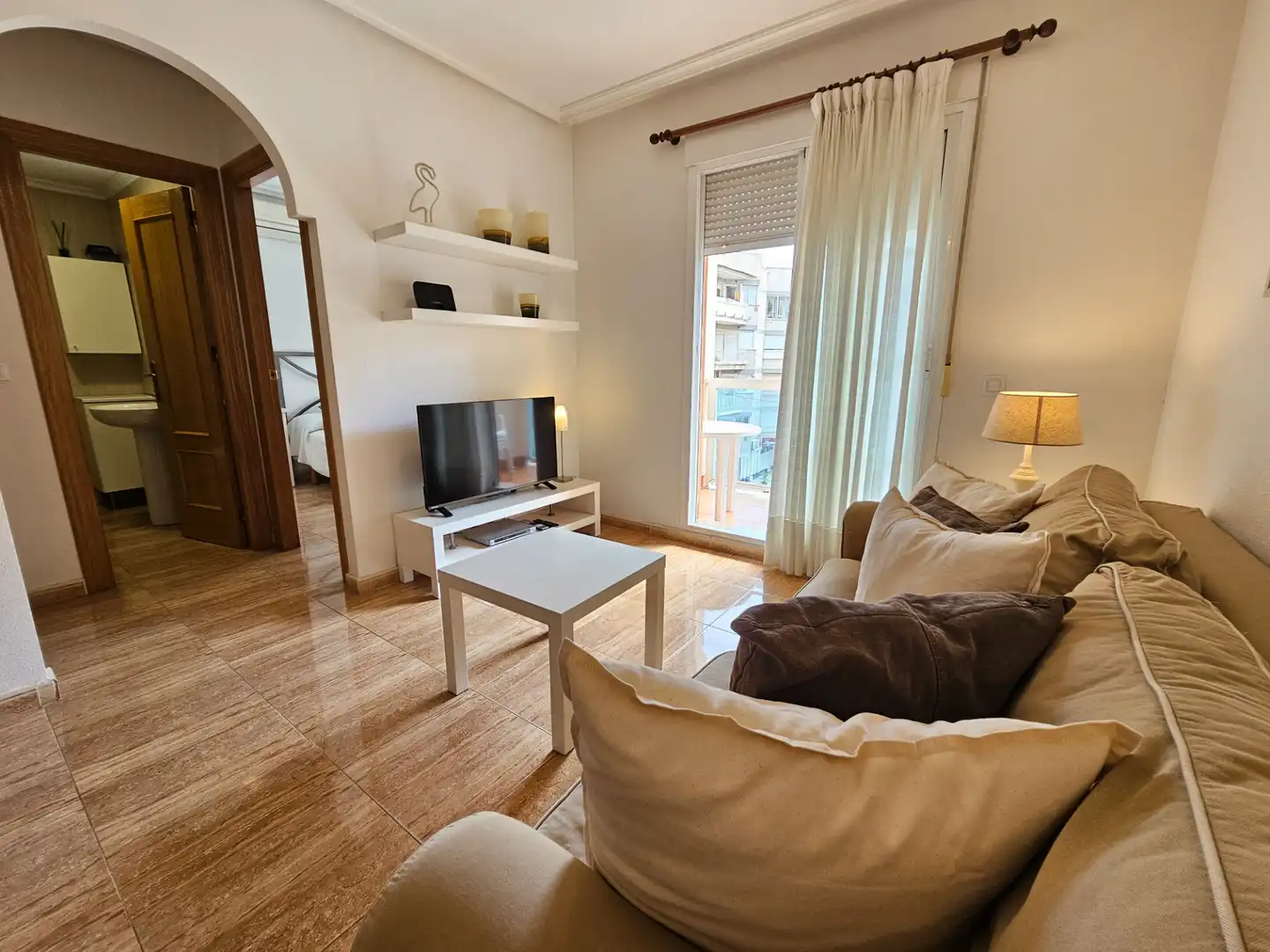Wohnzimmer von Wohnungen zur Miete in San Pedro del Pinatar mit Klimaanlage, Heizung und Terrasse