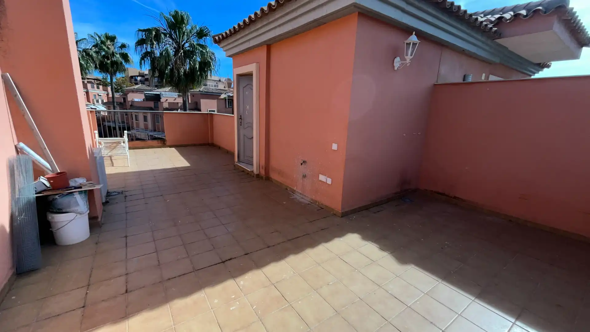Terrassa de Casa adosada en venda en Málaga amb Aire condicionat, Calefacció i Jardí privat