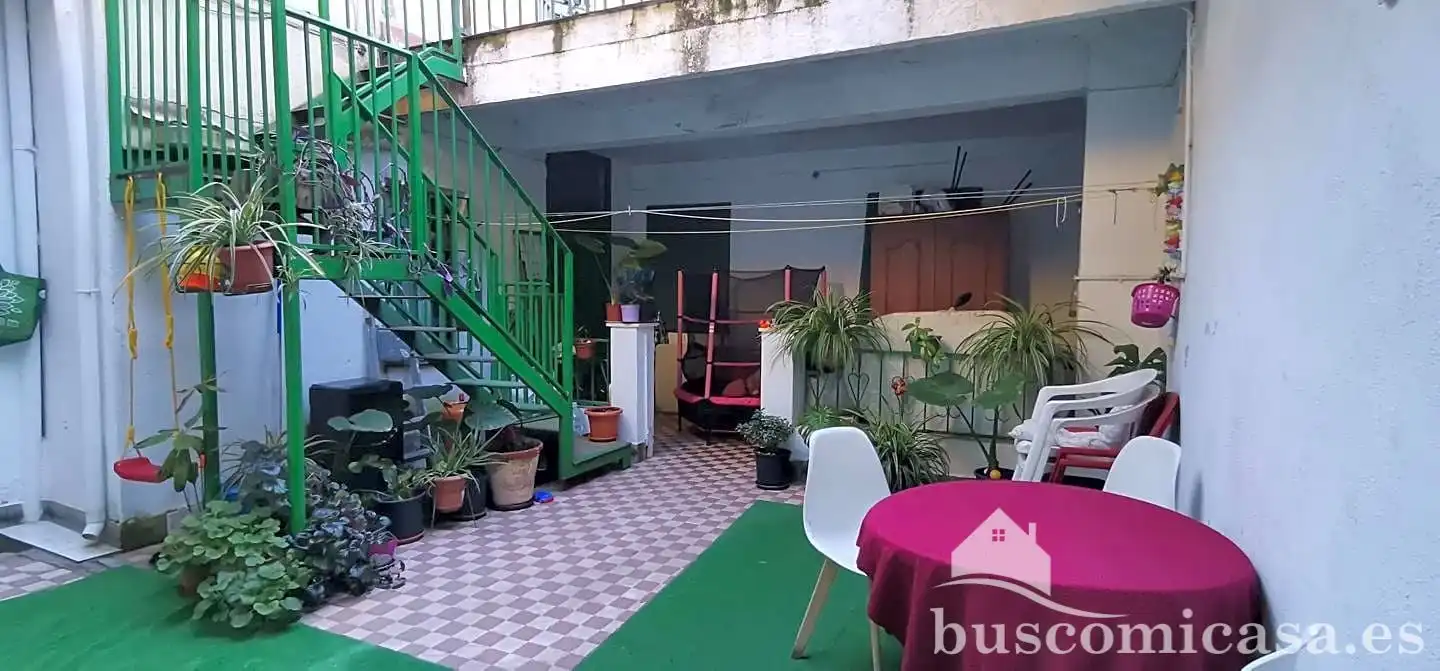 Terrassa de Casa o xalet en venda en Linares amb Aire condicionat, Terrassa i Traster