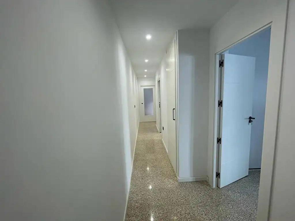 Flat for rent in Calle Ribera del Beiro, San Francisco Javier