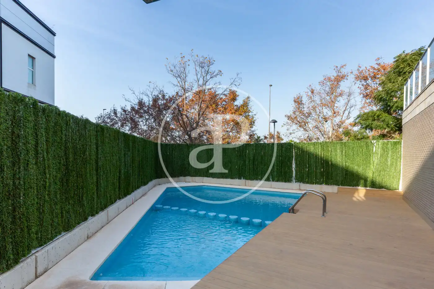 Piscina de Pis en venda en Valencia amb Aire condicionat, Calefacció i Jardí privat