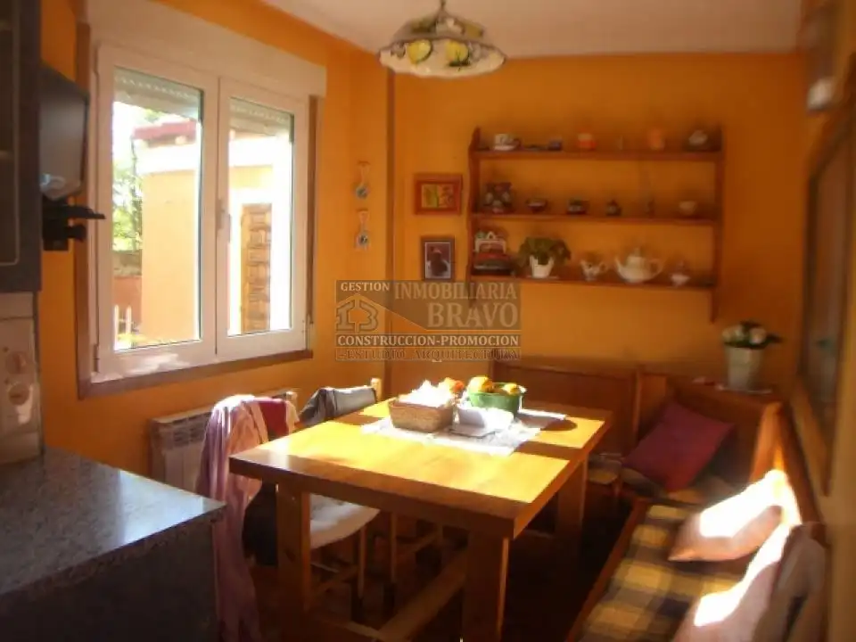 Chalet con jardín en venta en Villarcayo de Merindad de Castilla la Vieja, imagen 10