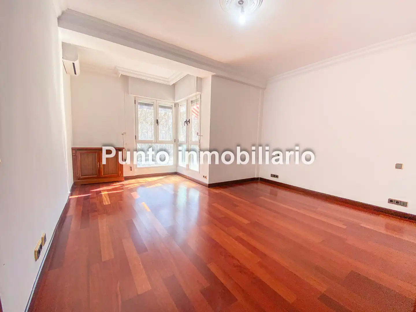 Wohnzimmer von Wohnung zum Verkauf in Valladolid mit Klimaanlage, Heizung und Parkett