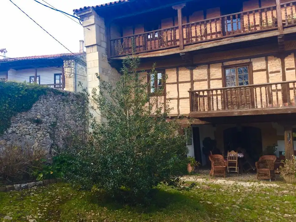 Vista exterior de Casa o xalet en venda en Reocín amb Calefacció, Parquet i Terrassa