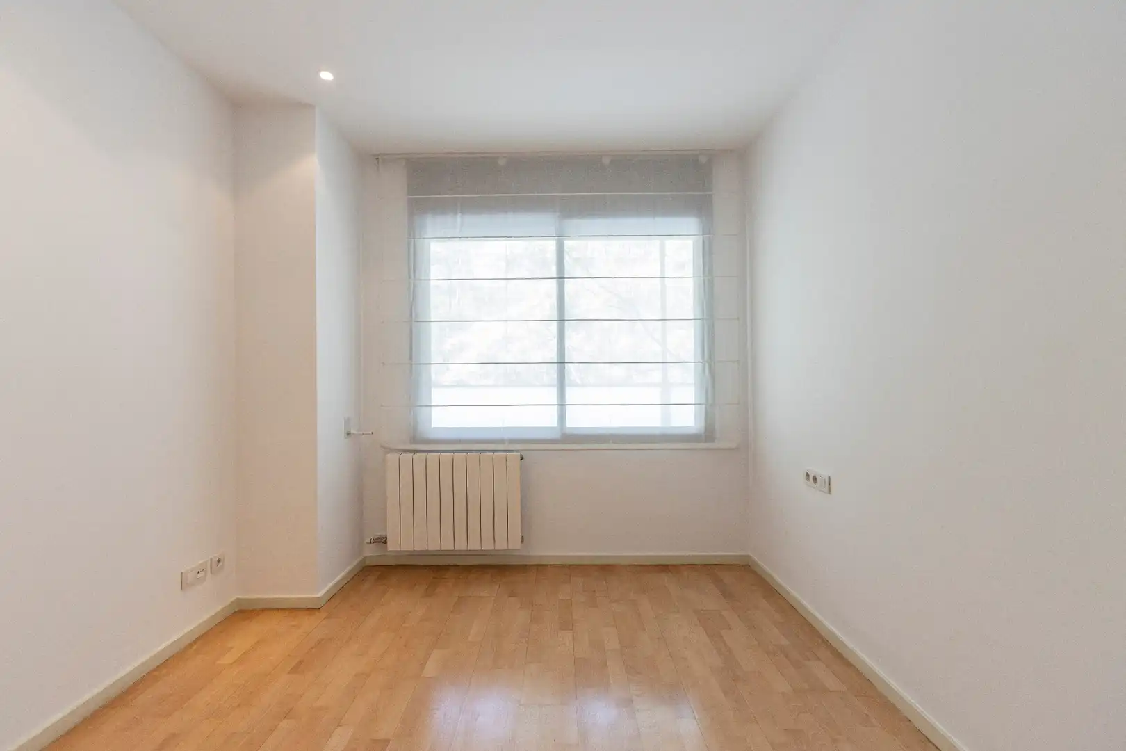 Schlafzimmer von Wohnung zum Verkauf in Barcelona mit Klimaanlage, Heizung und Parkett