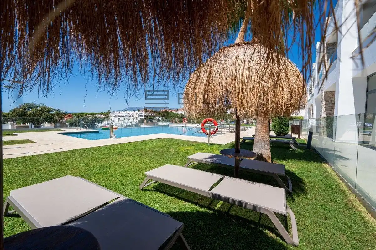 Swimming pool of Duplexes for sale in Marbella  with Air Conditioner, Terrace and Storage room