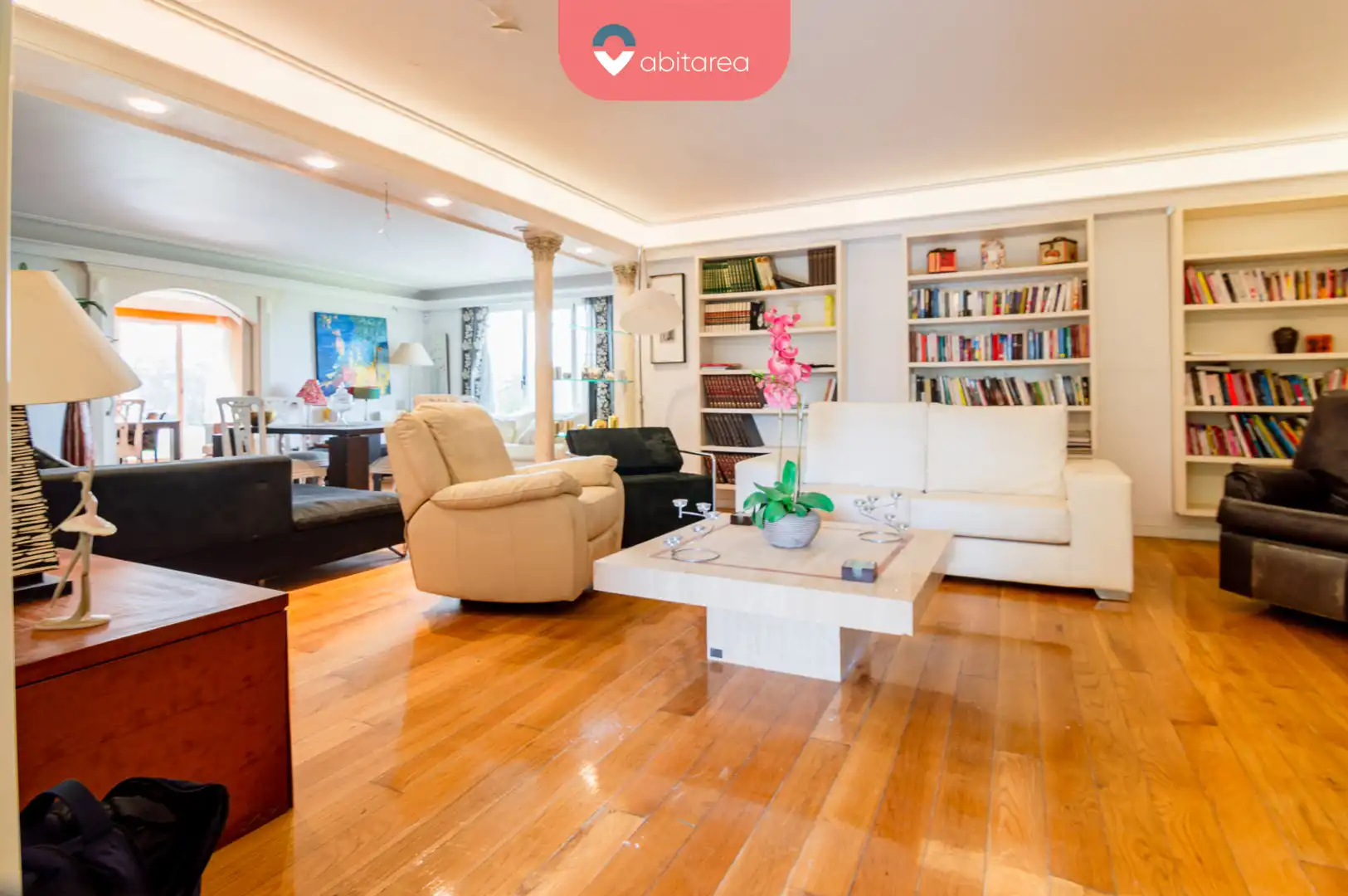 Sala de estar de Casa o chalet en venta en Santa Cruz de Bezana con Calefacción, Jardín privado y Parquet