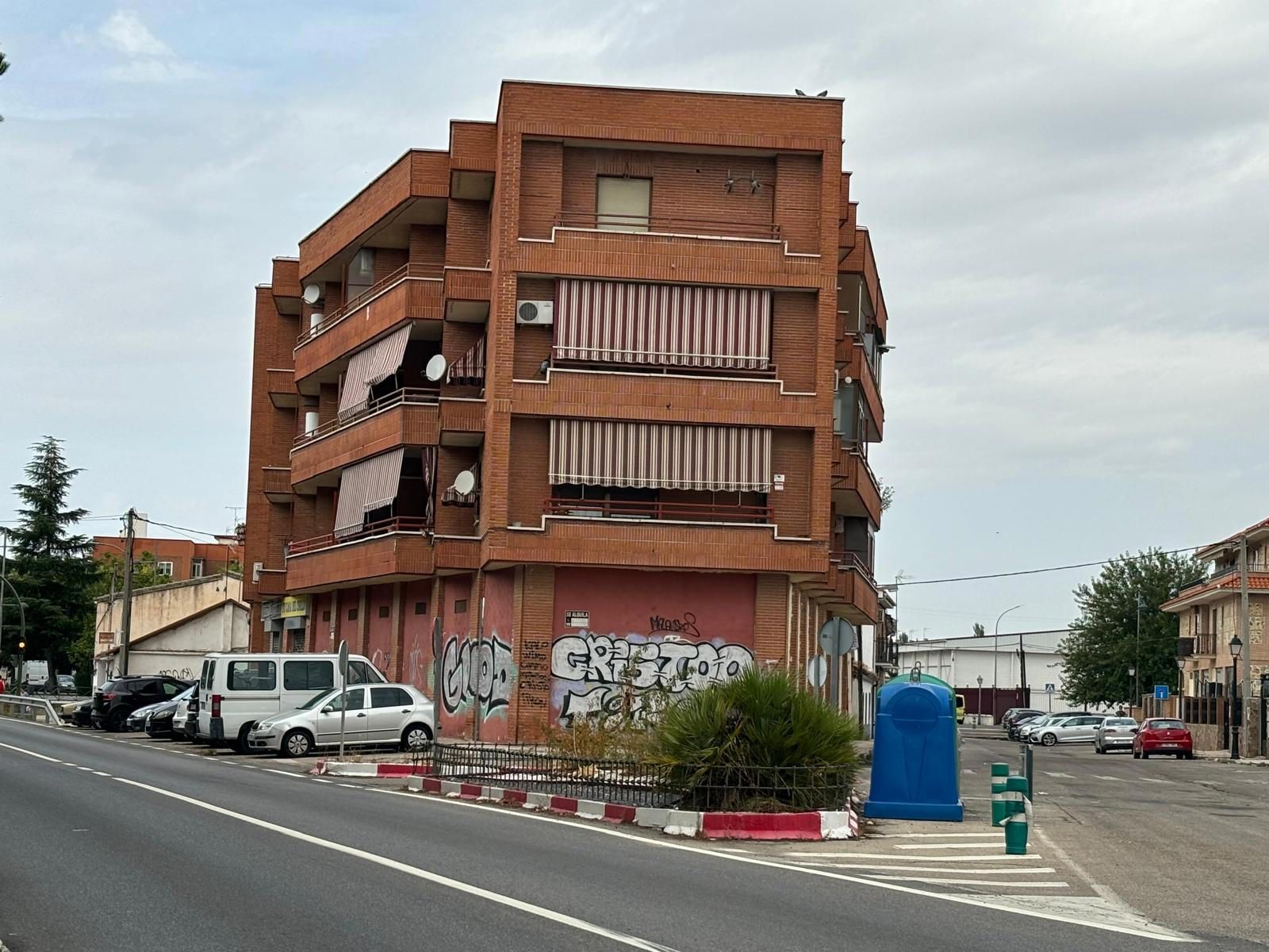 Vista exterior de Local de alquiler en Torrejón de la Calzada