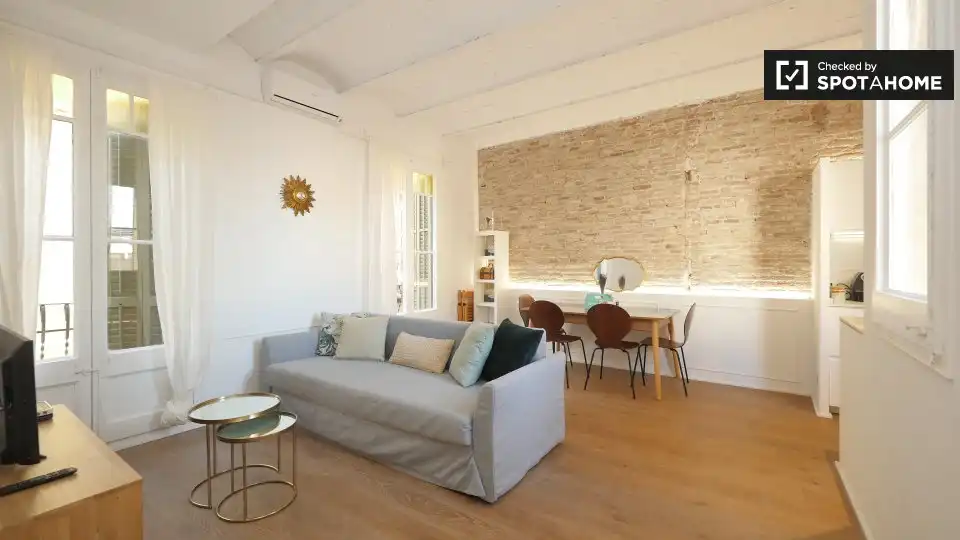 Wohnzimmer von Wohnung zur Miete in  Barcelona Capital mit Klimaanlage, Heizung und Möbliert