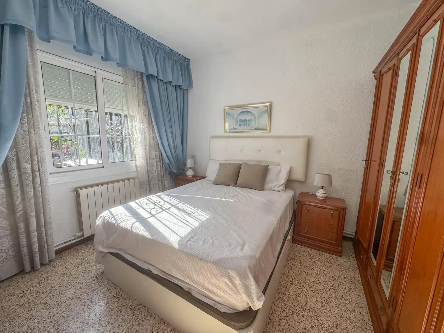 Habitación de Casa o chalet en venta en Sant Esteve Sesrovires con Aire acondicionado, Calefacción y Balcón