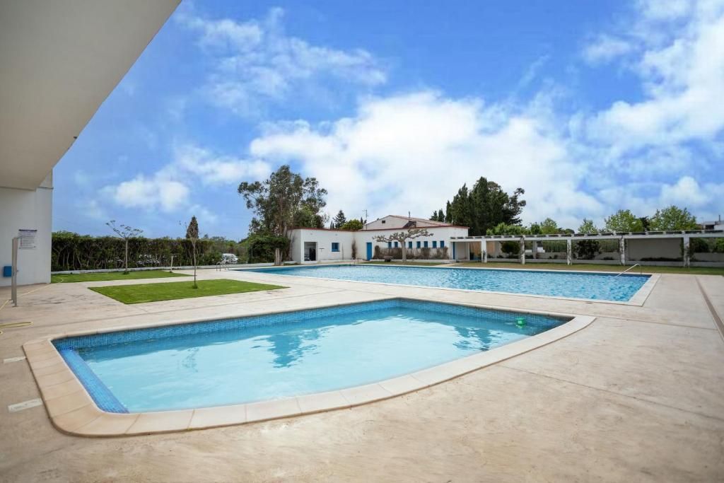 Swimming pool of Study for sale in Roses  with Terrace, Storage room and Furnished