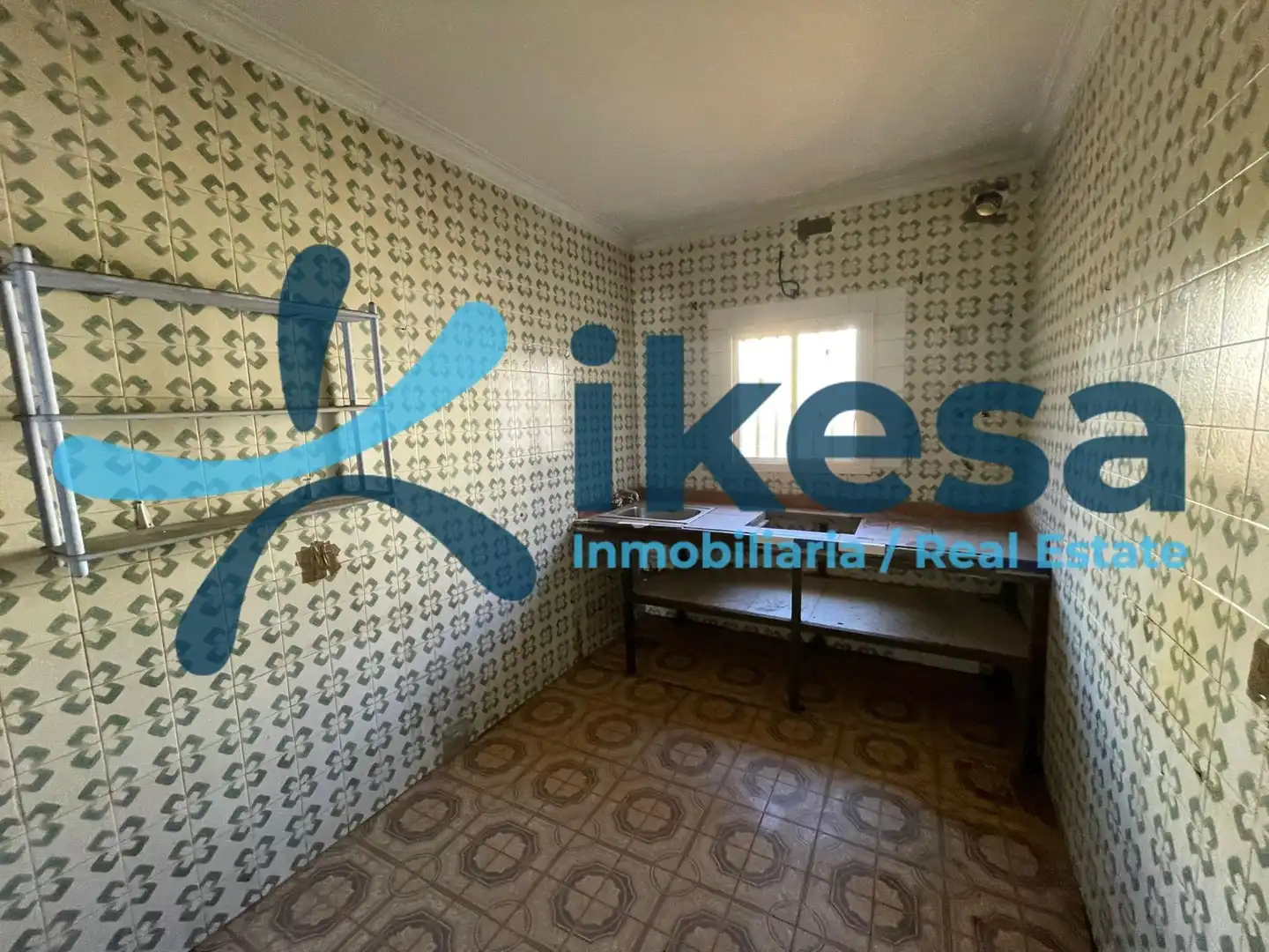 Cuina de Casa adosada en venda en Villamanrique de la Condesa amb Jardí privat i Terrassa