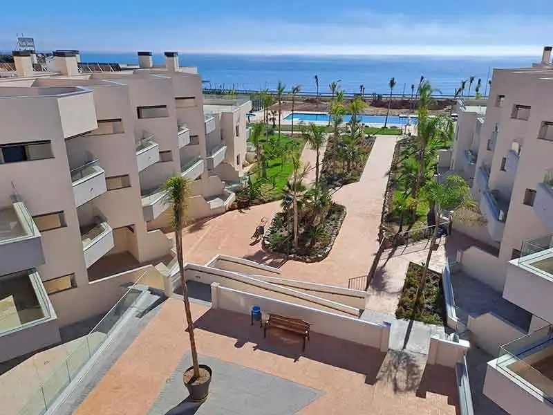 Apartamento con piscina en venta en Almayate, imagen 5
