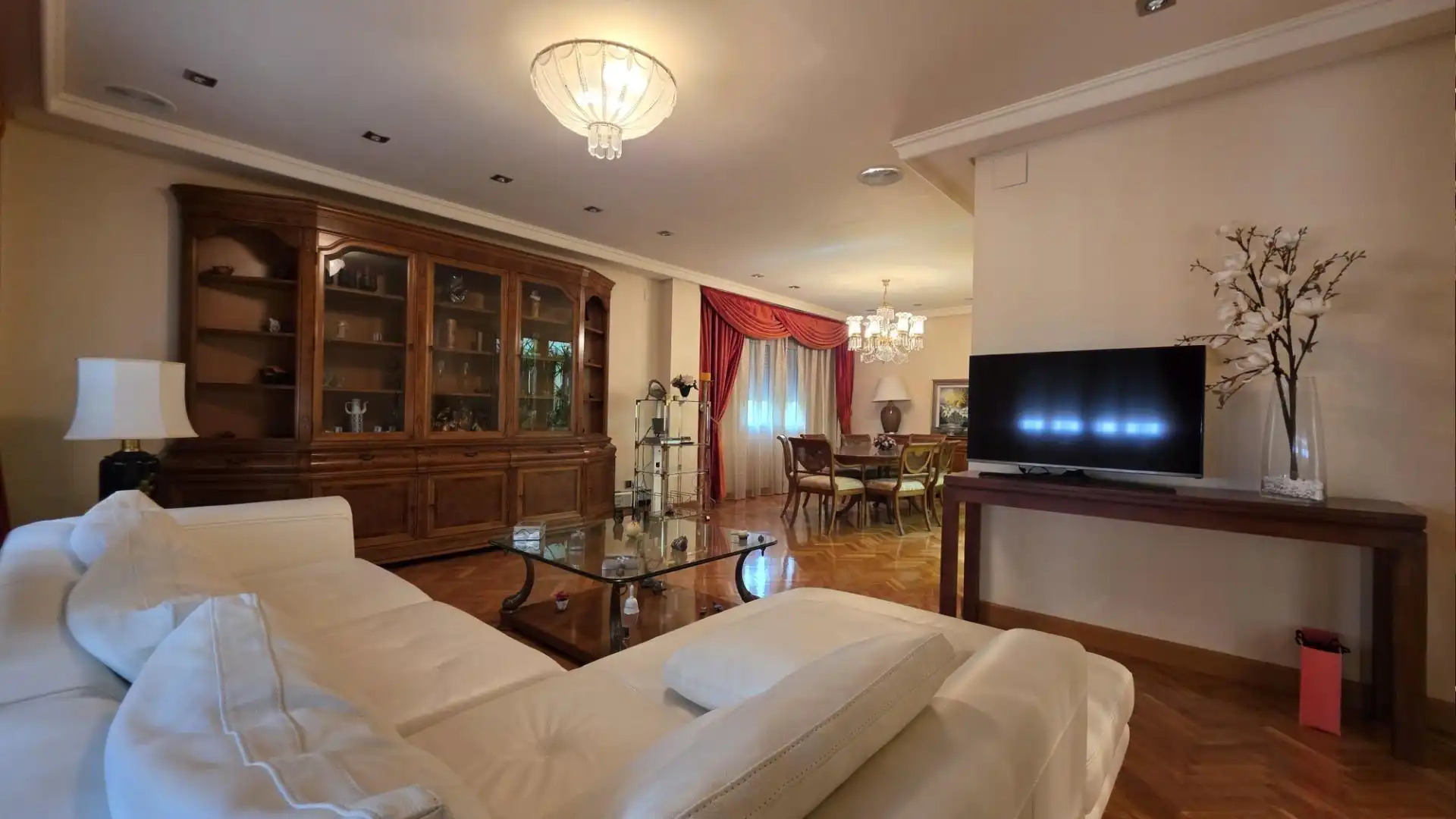 Living room of Houses for sale in Elche / Elx  with Air Conditioner, Private garden and Parquet flooring