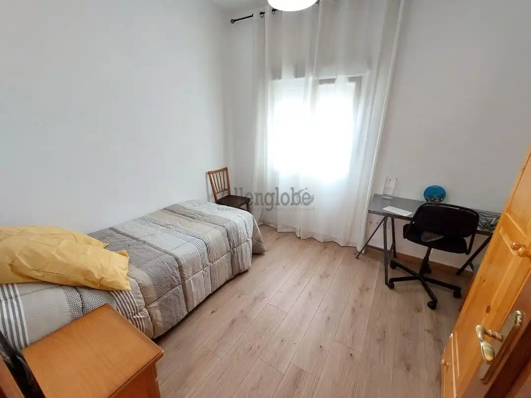 Piso de alquiler en Calle Fernando Vela, Milán - Pumarín