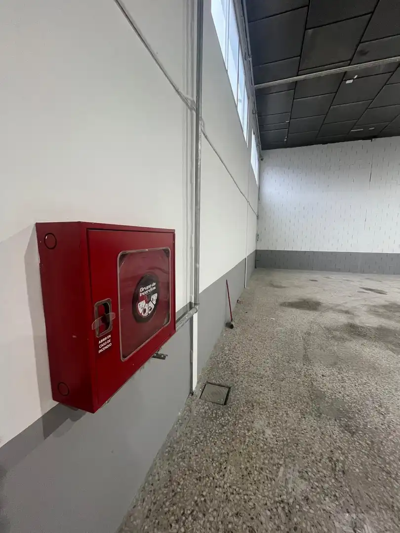 Fabrikhallen zur Miete in Algorós - El Derramador