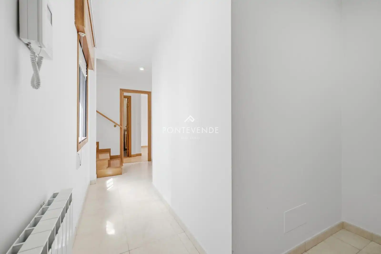 Attic for sale in Marín  with Heating, Parquet flooring and Terrace