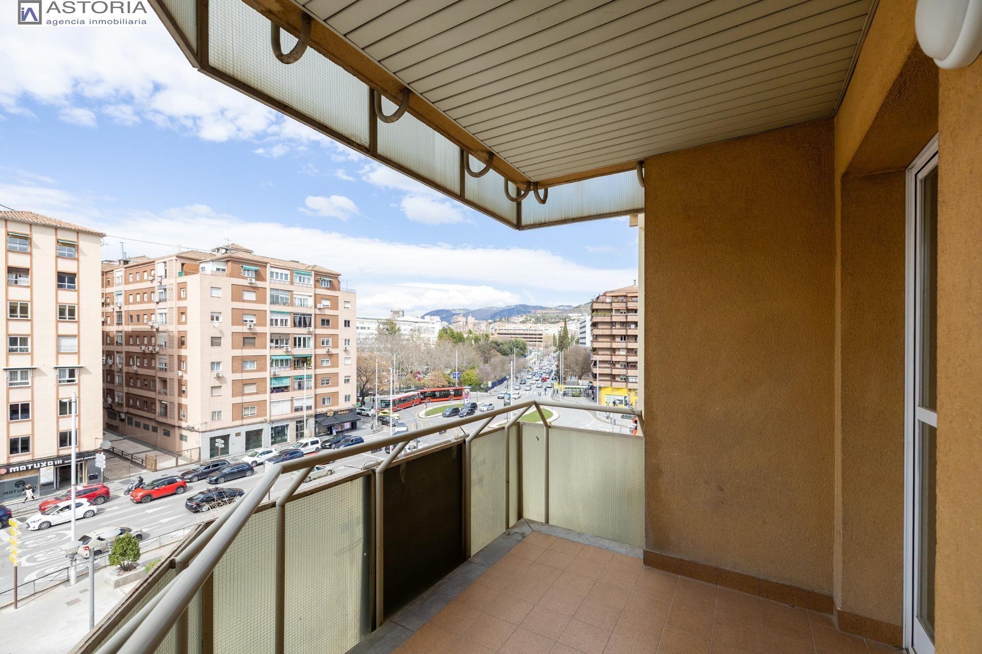 Bedroom of Flat for sale in  Granada Capital  with Heating, Parquet flooring and Terrace