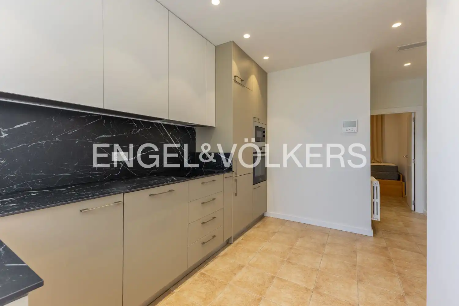 Cocina de Piso de alquiler en Valencia con Aire acondicionado, Calefacción y Amueblado