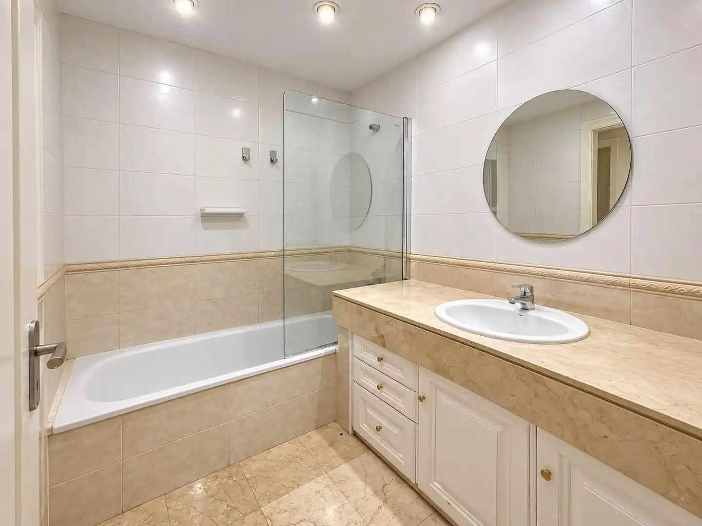 Bungalow con piscina en venta en Avenida Avenida Pintor Pérez Gil 3, imagen 10