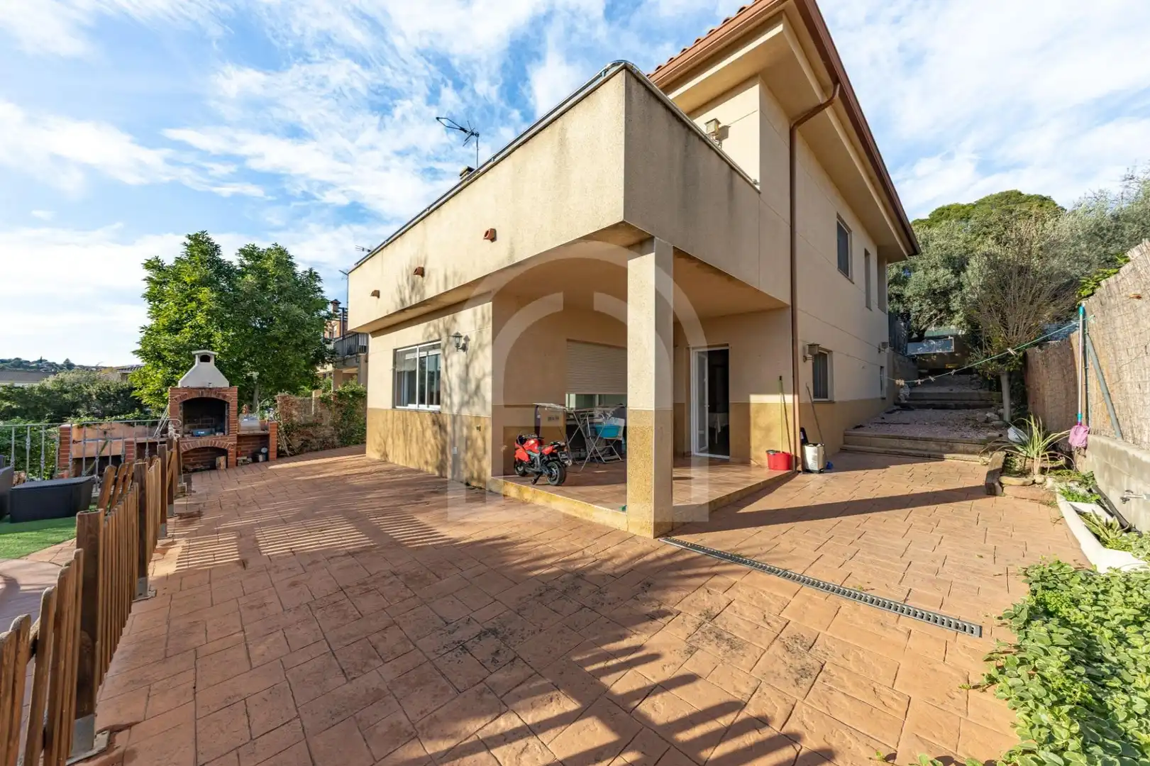 Vista exterior de Casa o chalet en venta en Lliçà d'Amunt con Jardín privado, Terraza y Piscina