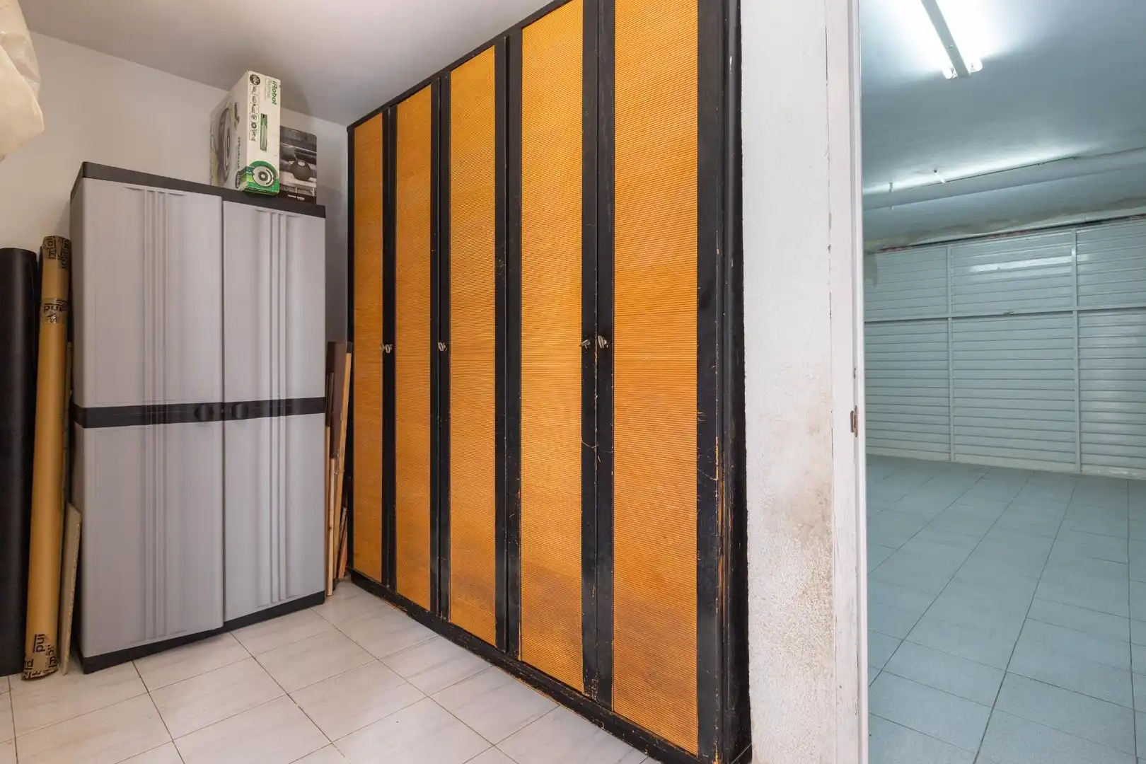 Einfamilien-Reihenhaus zum Verkauf in Santa Perpètua de Mogoda mit Klimaanlage, Heizung und Abstellraum