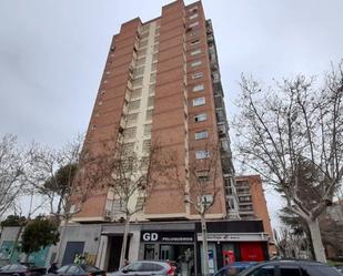 Exterior view of Premises for sale in  Madrid Capital