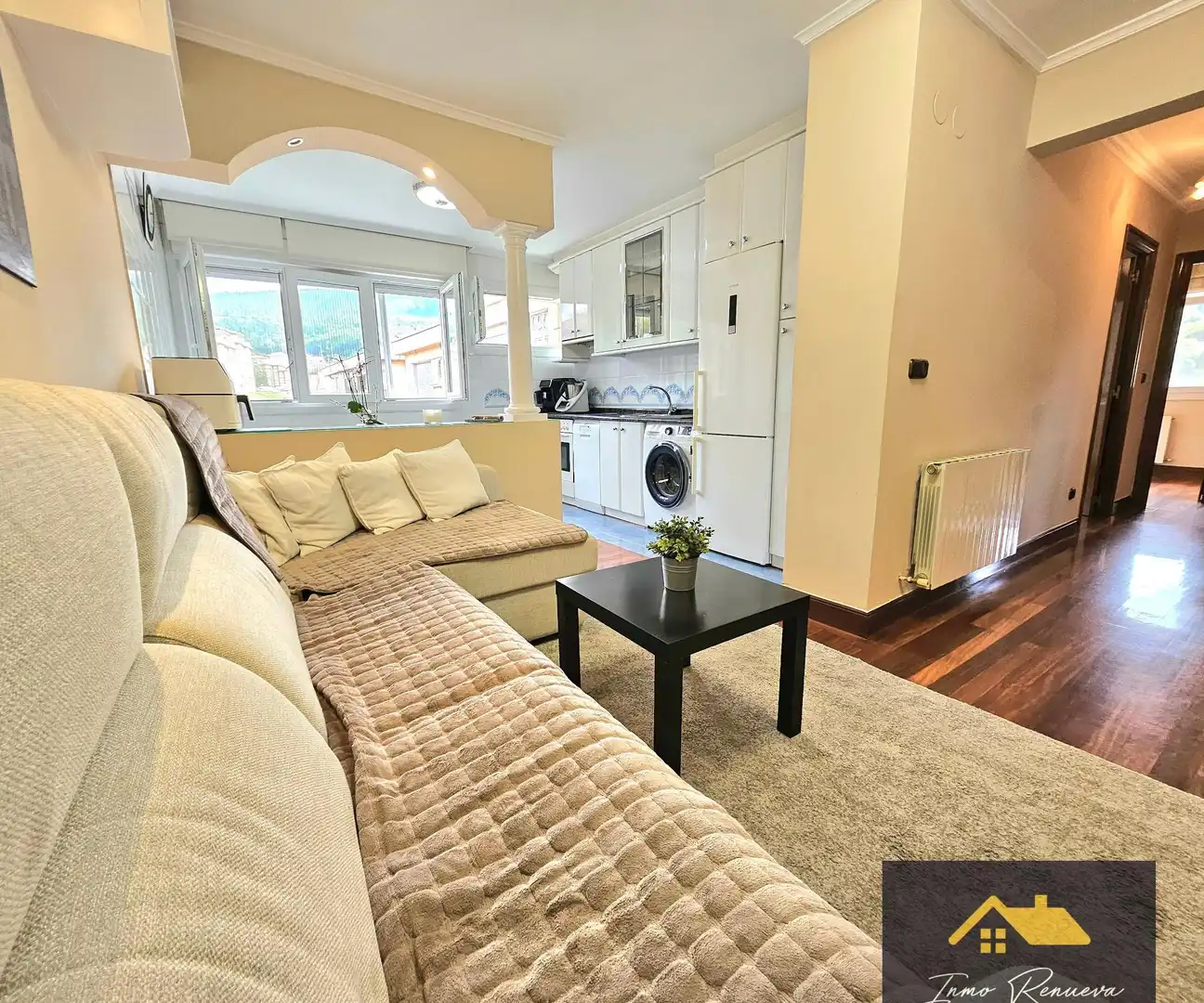 Living room of Flat for sale in Etxebarri, Bizkaia
