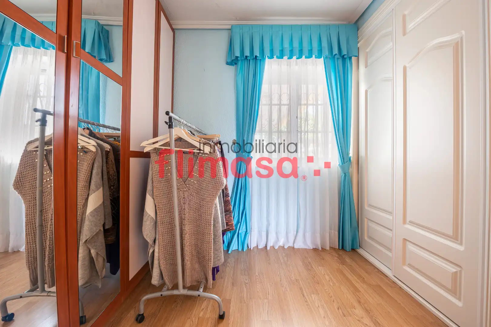 Bedroom of Houses for sale in Villaviciosa de Odón  with Air Conditioner, Heating and Private garden