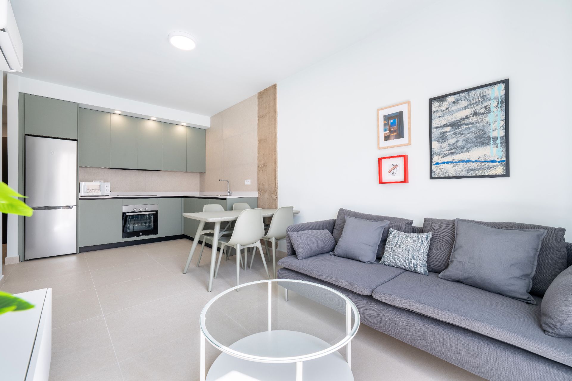 Living room of Flat to rent in  Almería Capital  with Air Conditioner, Heating and Terrace