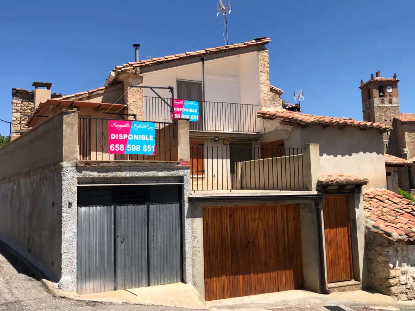 Houses for sale in El Castellar