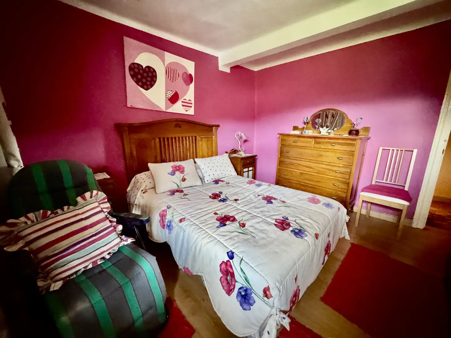Habitación de Casa adosada en venta en Molledo con Parquet, Terraza y Amueblado
