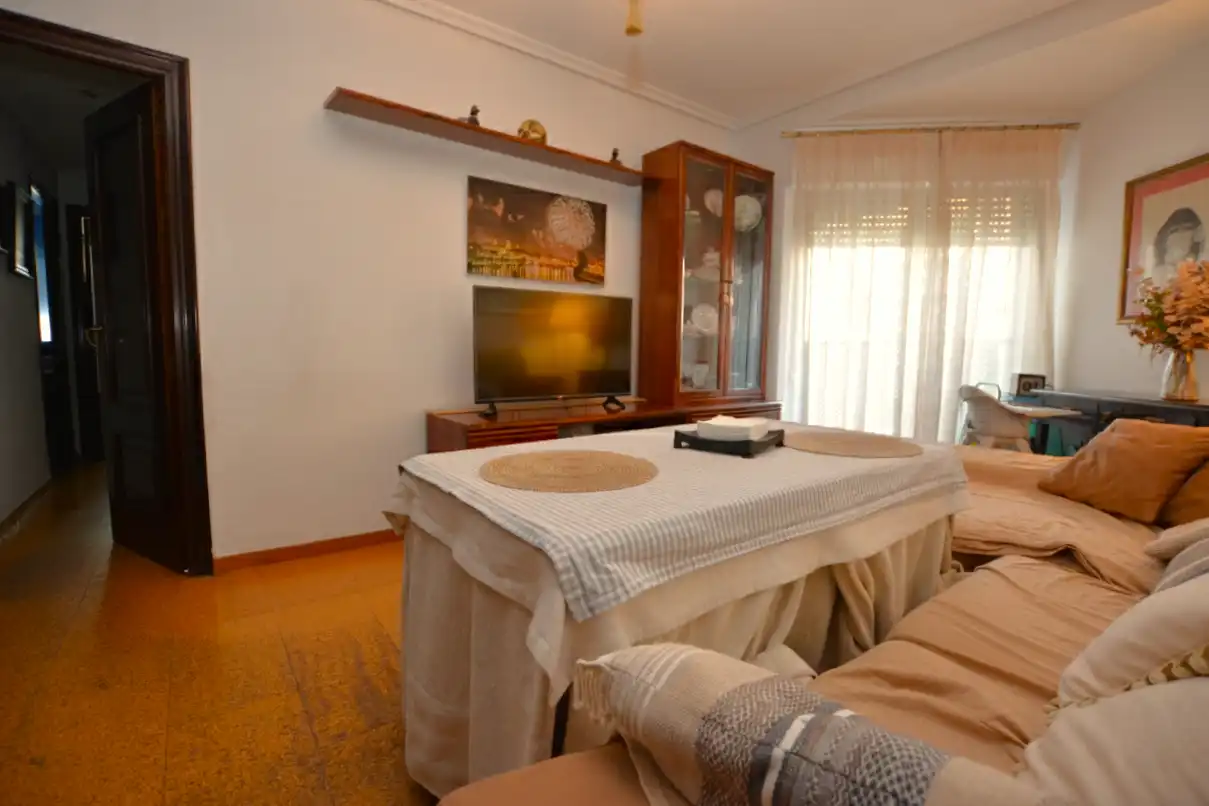 Bedroom of Flat for sale in Sevilla  with Air Conditioner, Heating and Terrace