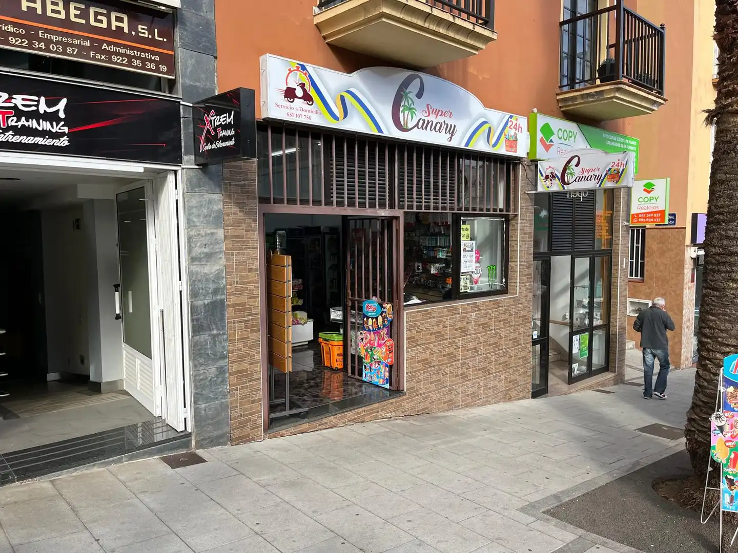 Local en traspaso en Los Realejos con Amueblado